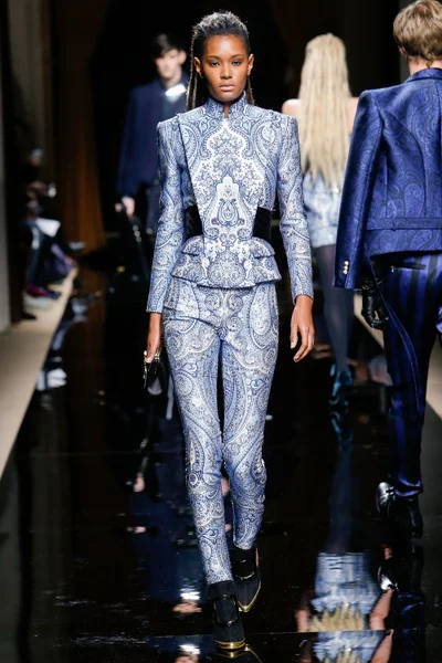 Look 31